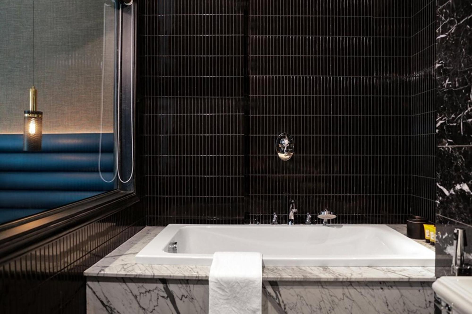 La Sinfonia Del Rey Hotel & Spa Ханой Екстериор снимка